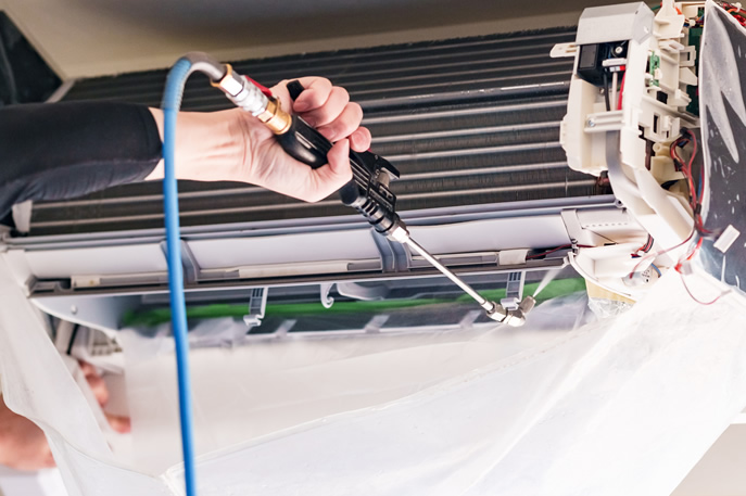 エアコン工事 清掃